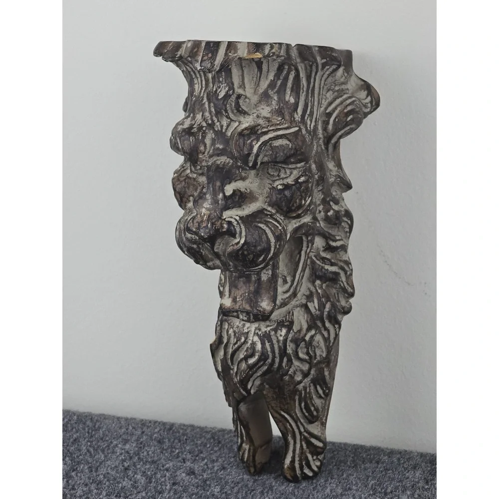 Vintage Resin Lion Candle Holder Corbel Wall Bracket 13